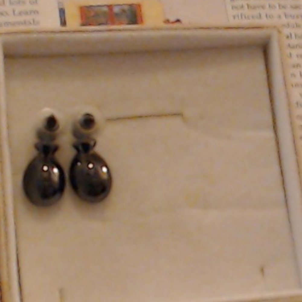 Givenchy Earrings - Picture 2 of 10